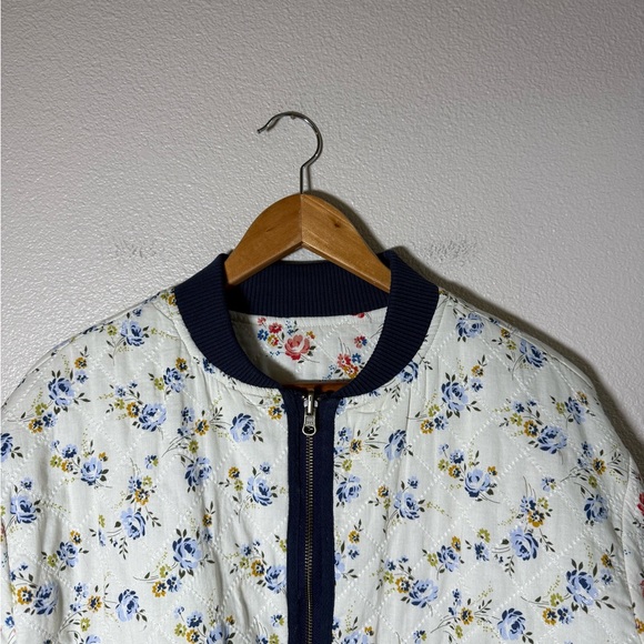 The Great. The Reversible Quilted Bomber - White XS / 0 - Picture 9 of 12